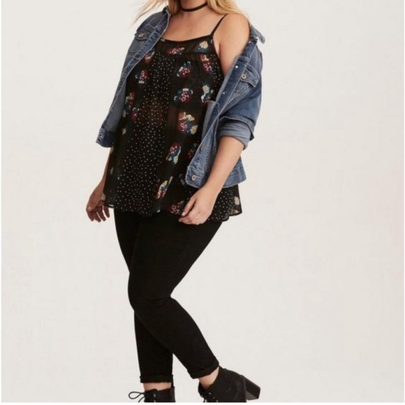 Torrid Chiffon Paneled Cami. Size 00 (L) - Picture 2 of 5